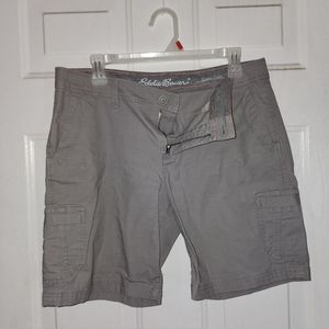 Eddie Bauer slightly curvy shorts